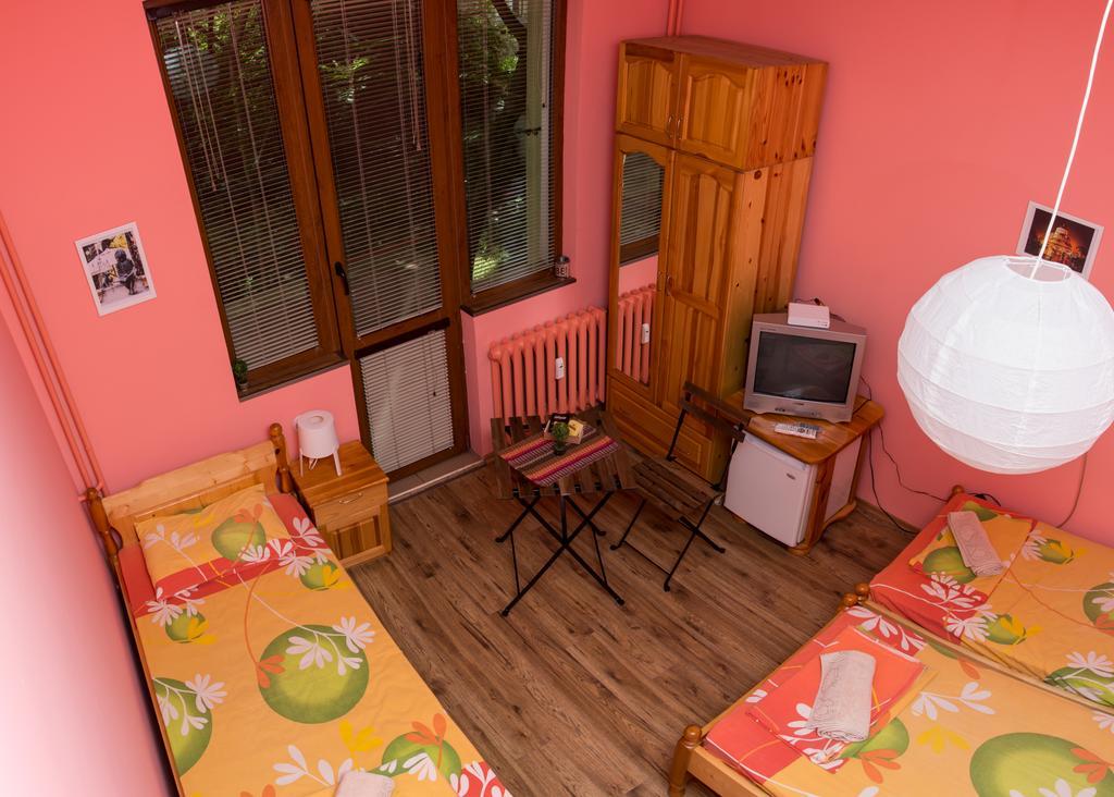 Peter Pan Hostel Sofia Exterior photo