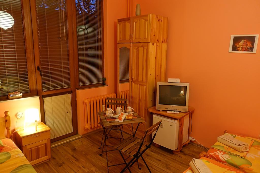 Peter Pan Hostel Sofia Exterior photo