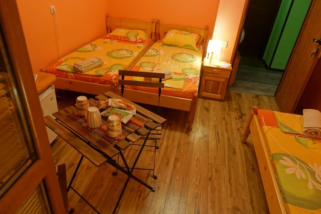 Peter Pan Hostel Sofia Exterior photo